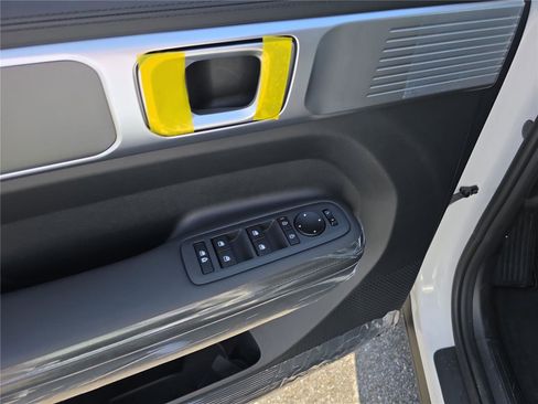 New 2026 Hyundai Santa Fe SEL image 11