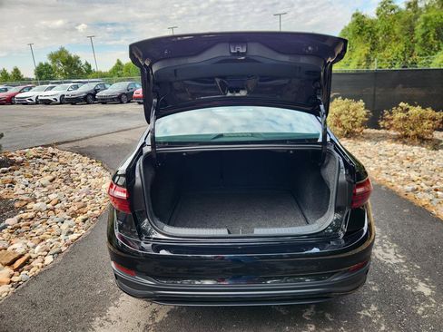 Certified 2024 Volkswagen Jetta Sport image 19