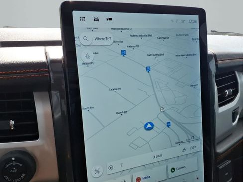 Used 2022 Ford Expedition Timberline image 8