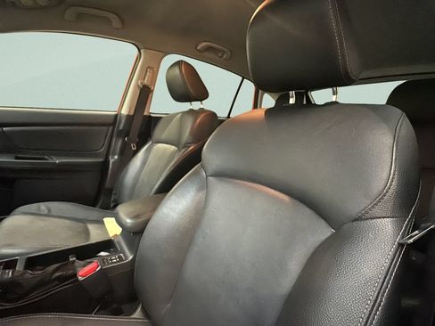 Used 2013 Subaru Crosstrek 2.0i Limited AWD/4WD image 13