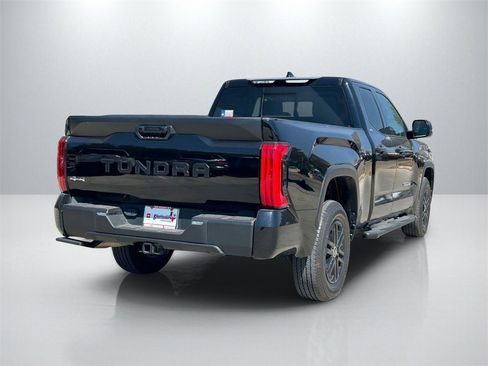 Used 2023 Toyota Tundra SR5 image 5