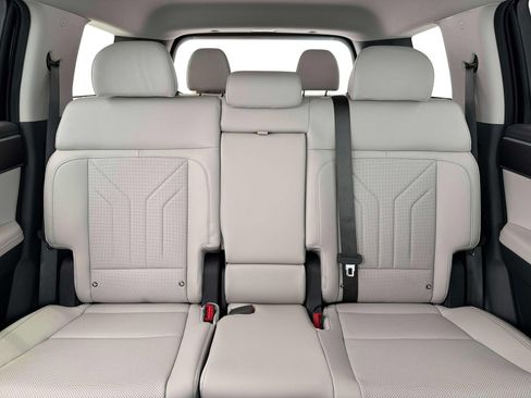 New 2026 Hyundai Santa Fe SEL FWD image 16