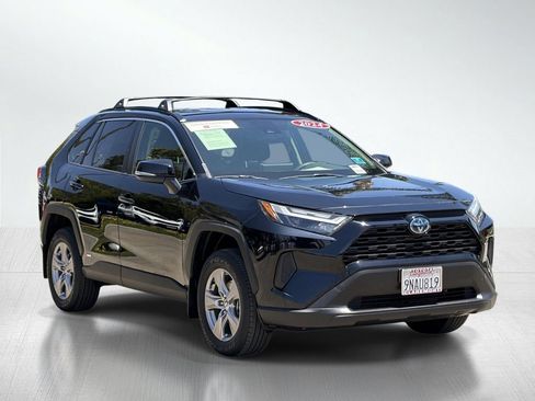 Certified 2024 Toyota RAV4 LE AWD/4WD image 12
