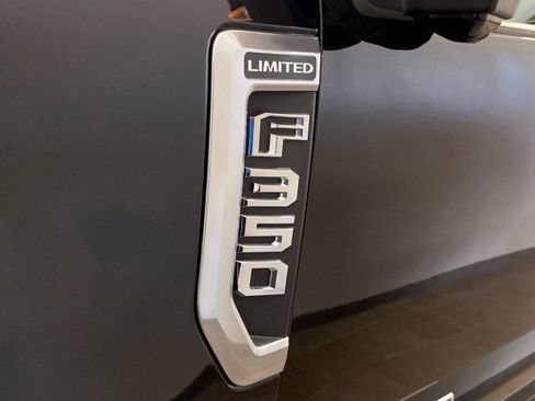 Certified 2020 Ford F350 Limited w/ FX4 Off-Road Package image 15