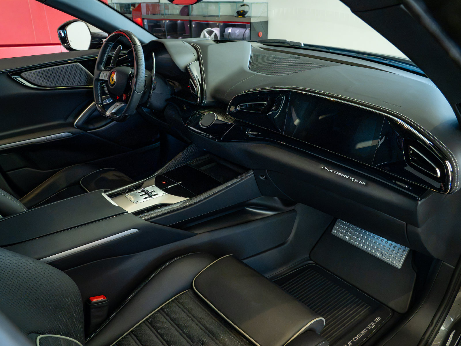 Used 2024 Ferrari Purosangue AWD/4WD image 20
