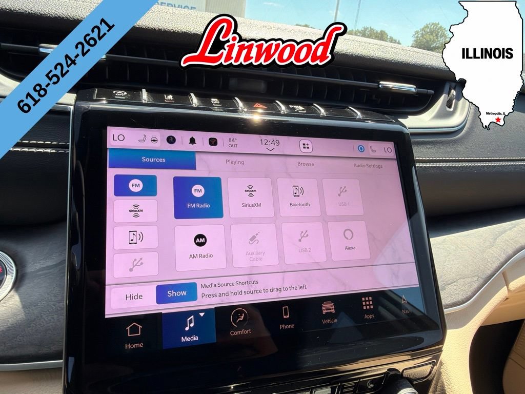 Used 2025 Jeep Grand Cherokee Limited AWD/4WD image 33
