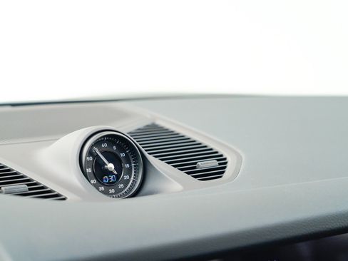 New 2026 Porsche Cayenne Coupe image 27