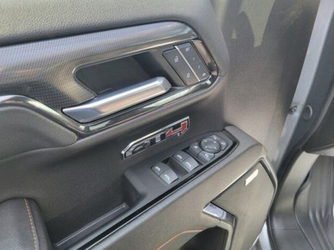 Used 2024 GMC Sierra 1500 AT4 w/ Technology Package image 18