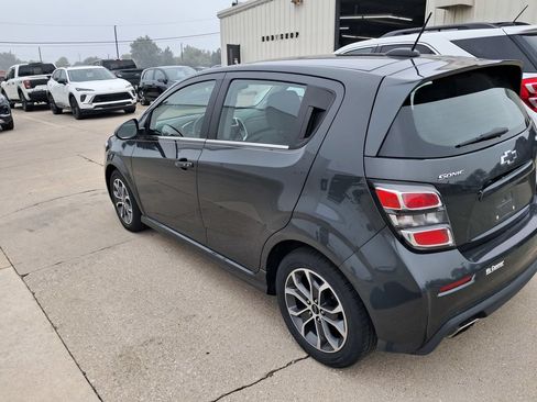 Used 2020 Chevrolet Sonic LT w/ Convenience Package FWD image 8
