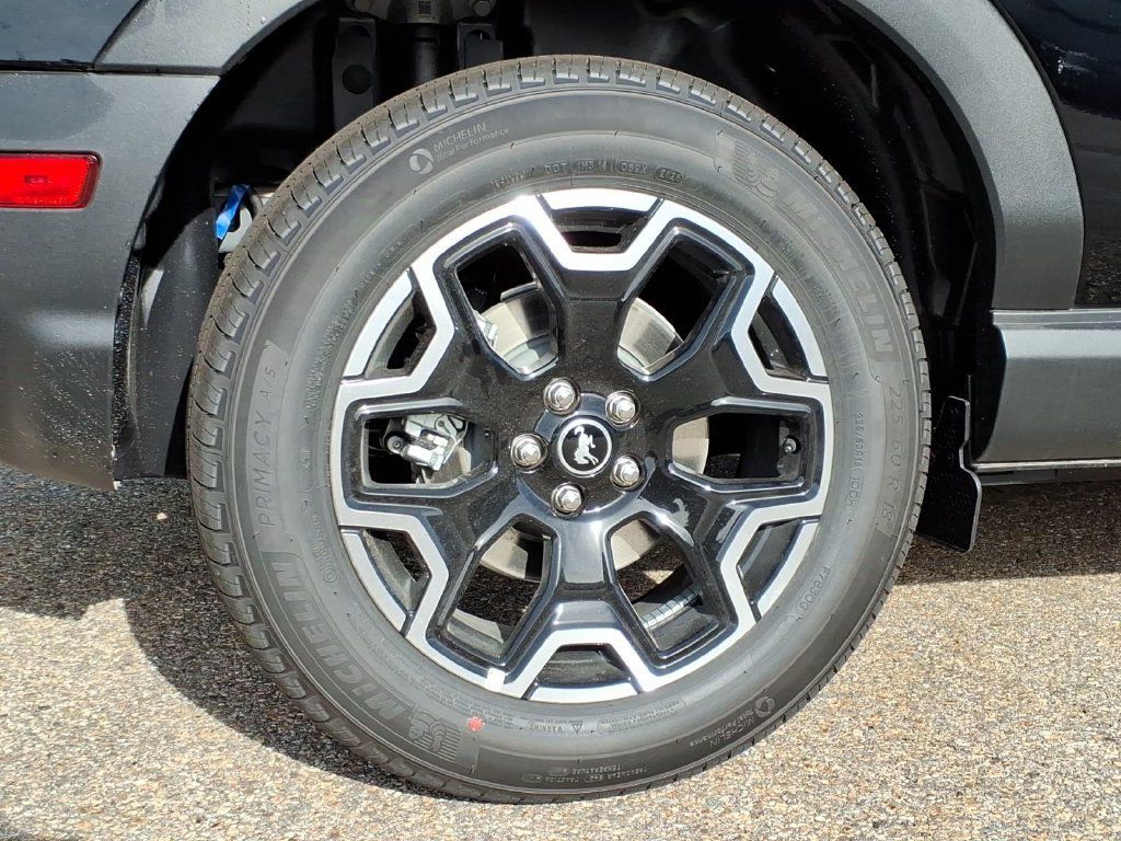New 2026 Ford Bronco Sport Outer Banks w/ Outer Banks Tech Package+ AWD/4WD image 7