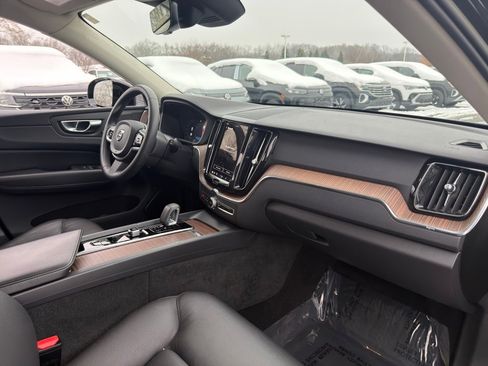 Used 2023 Volvo XC60 B5 Plus w/ Climate Package image 33