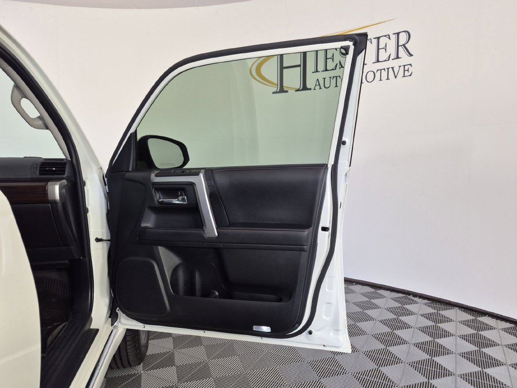 Used 2023 Toyota 4Runner Limited AWD/4WD image 36
