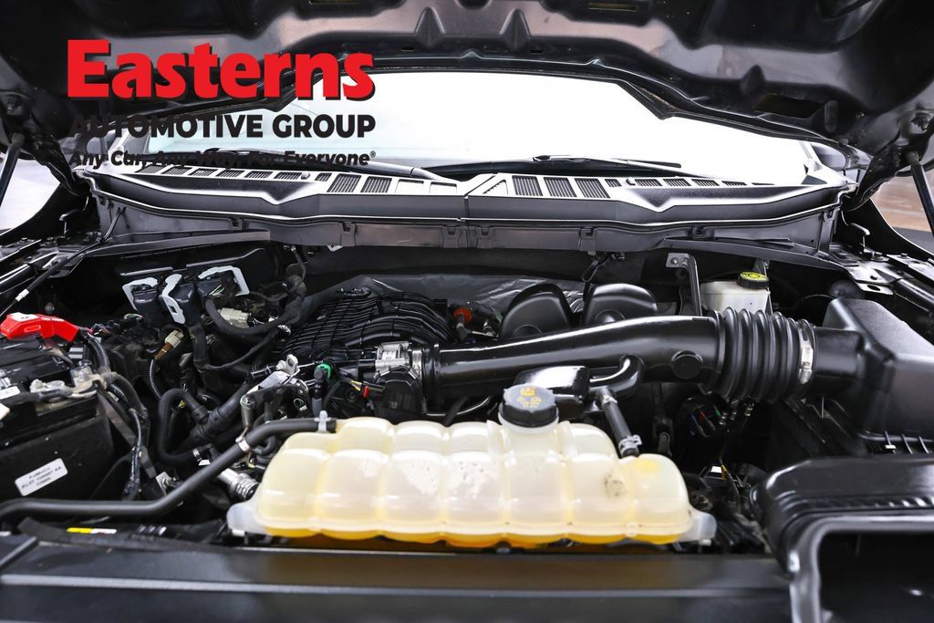 Used 2022 Ford F150 XL w/ Equipment Group 101A High RWD image 9