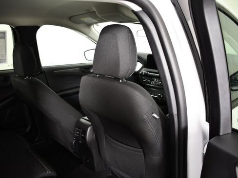 Used 2025 Ford Escape Active AWD/4WD image 41