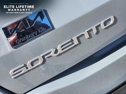 Certified 2026 Kia Sorento EX AWD/4WD image 10