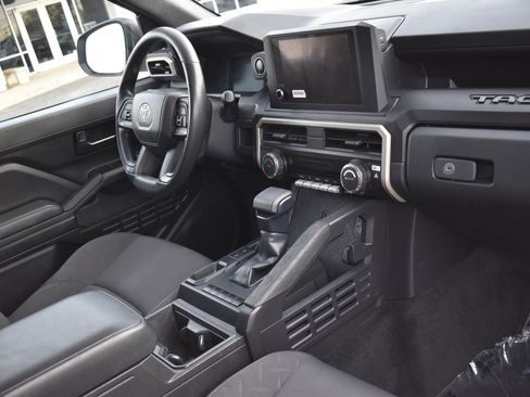 Used 2024 Toyota Tacoma SR image 13