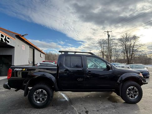 Used 2017 Nissan Frontier PRO-4X w/ Pro-4x Luxury Package image 7