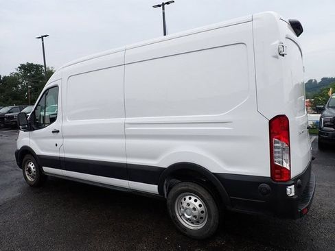 Used 2024 Ford Transit 250 148 Medium Roof Extended AWD w/ Load Area Protection Package image 4