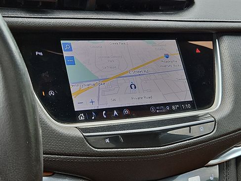 Certified 2023 Cadillac XT5 Premium Luxury AWD/4WD image 17