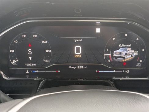 Used 2023 GMC Sierra 1500 SLT w/ SLT Premium Plus Package image 23