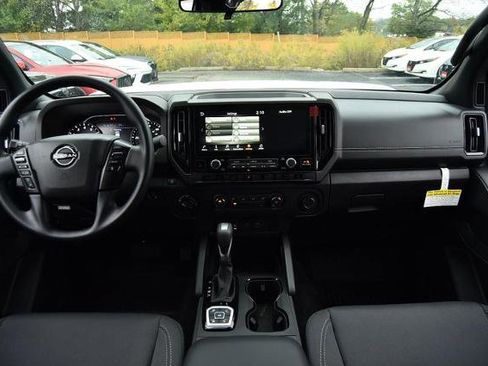 New 2026 Nissan Frontier SV image 9