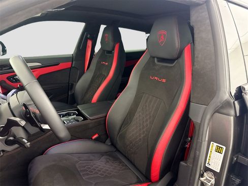 Used 2024 Lamborghini Urus S image 22