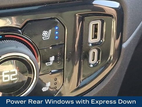 Used 2026 Chevrolet Silverado 3500 High Country w/ Technology Package AWD/4WD image 16
