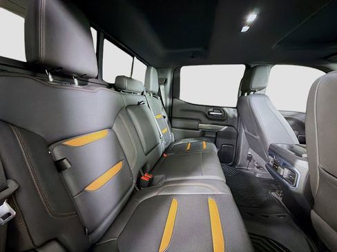 Used 2020 GMC Sierra 1500 AT4 w/ AT4 Premium Package image 29