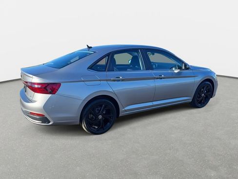 New 2026 Volkswagen Jetta SE image 5