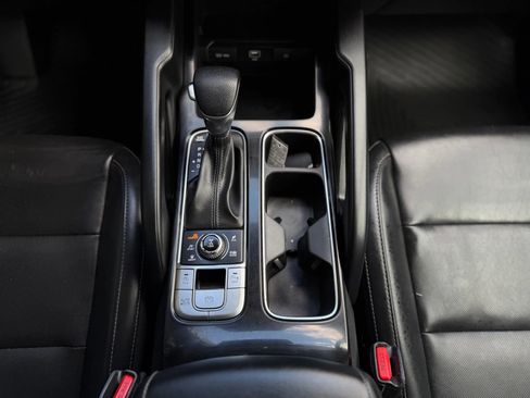 Used 2020 Kia Telluride LX image 20