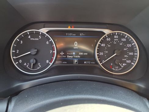 Certified 2025 Nissan Sentra SV w/ SV Premium Package FWD image 12