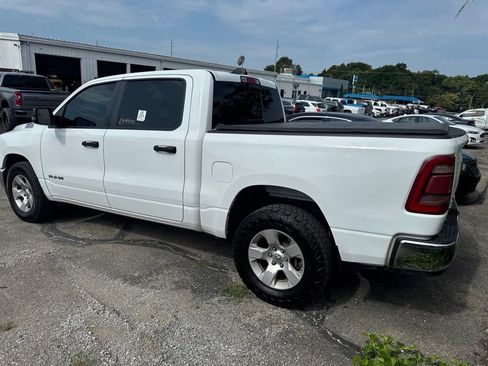 Used 2023 RAM 1500 Lone Star AWD/4WD image 4