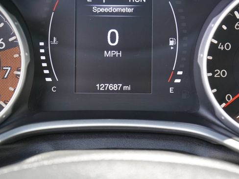 Used 2020 Jeep Compass Latitude w/ Cold Weather Group AWD/4WD image 19