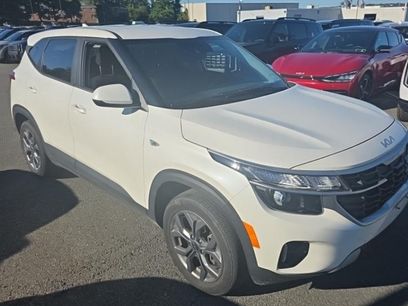 Used 2024 Kia Seltos LX