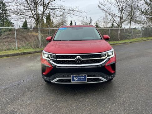 Certified 2023 Volkswagen Taos SEL image 2