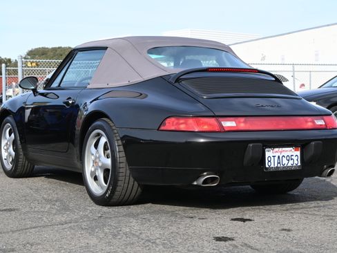 Used 1997 Porsche 911 Carrera 4 image 5