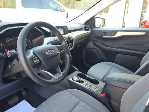 Used 2021 Ford Escape S image 19
