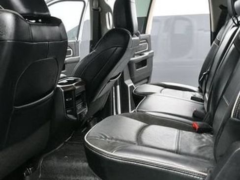 Used 2024 RAM 2500 Laramie AWD/4WD image 18