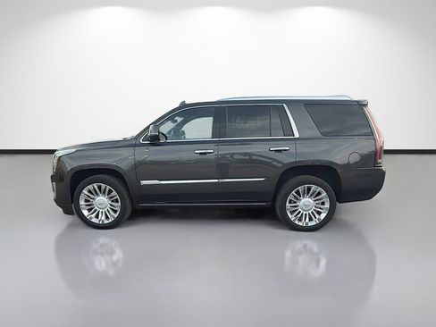 Used 2018 Cadillac Escalade Platinum AWD/4WD image 6
