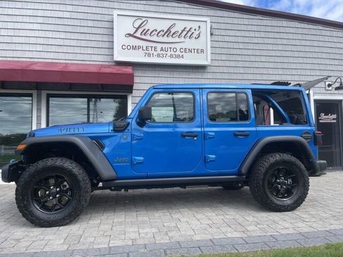 Used 2024 Jeep Wrangler Willys image 2