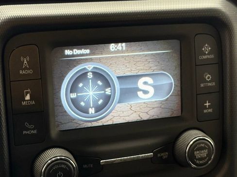 Used 2019 Jeep Wrangler Unlimited Sport S image 36