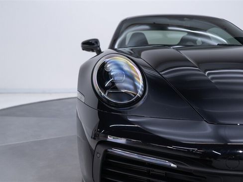 Used 2024 Porsche 911 Carrera RWD image 20