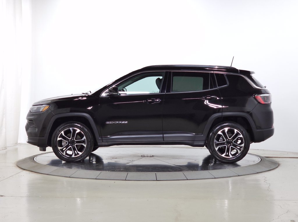 Used 2022 Jeep Compass Limited AWD/4WD image 4