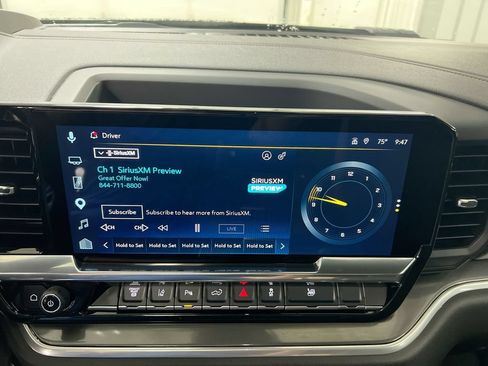 Used 2026 Chevrolet Silverado 2500 High Country w/ High Country Premium Package AWD/4WD image 14