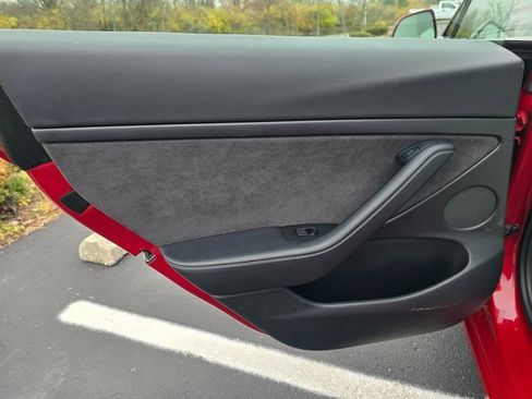 Used 2021 Tesla Model 3 Standard Range Plus image 31