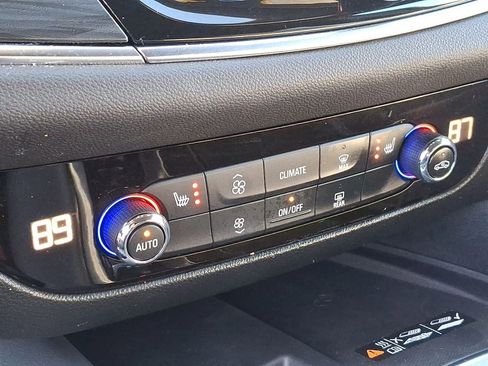 Certified 2024 Buick Enclave Essence w/ Technology Package image 34