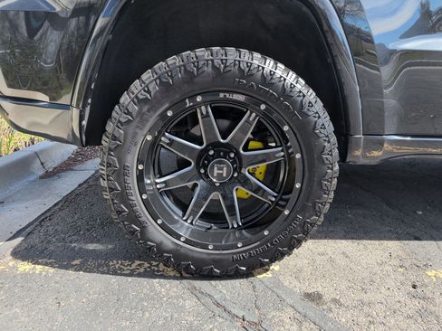 Used 2015 Jeep Grand Cherokee Altitude image 12