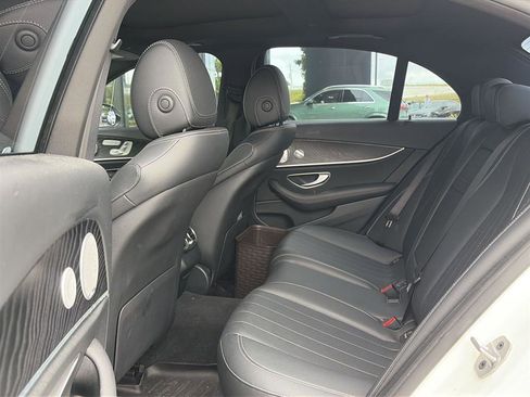 Used 2020 Mercedes-Benz E 350 4MATIC Sedan image 8