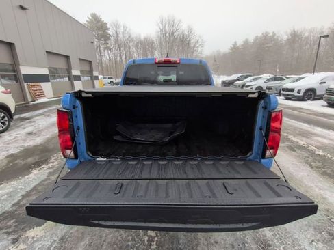 Used 2025 Chevrolet Colorado ZR2 w/ Technology Package image 26