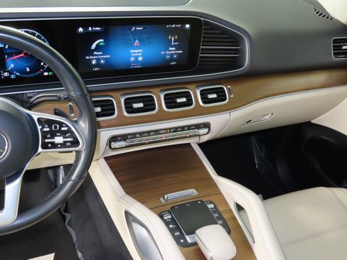 Used 2022 Mercedes-Benz GLE 350 image 41